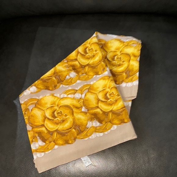CHANEL Yellow and Cream Floral Scarf - Picture 2 of 4